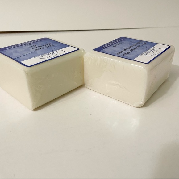 Voyageur SFIC Low Sweat and Goat's Milk Melt & Pour Soap Bases x2 - Picture 11 of 11